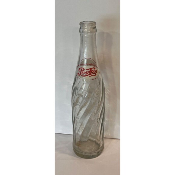 Pepsi, Pepsi Cola Vintage Glass Bottle, Swirl bottle, Red and White Collectible - Picture 1 of 7